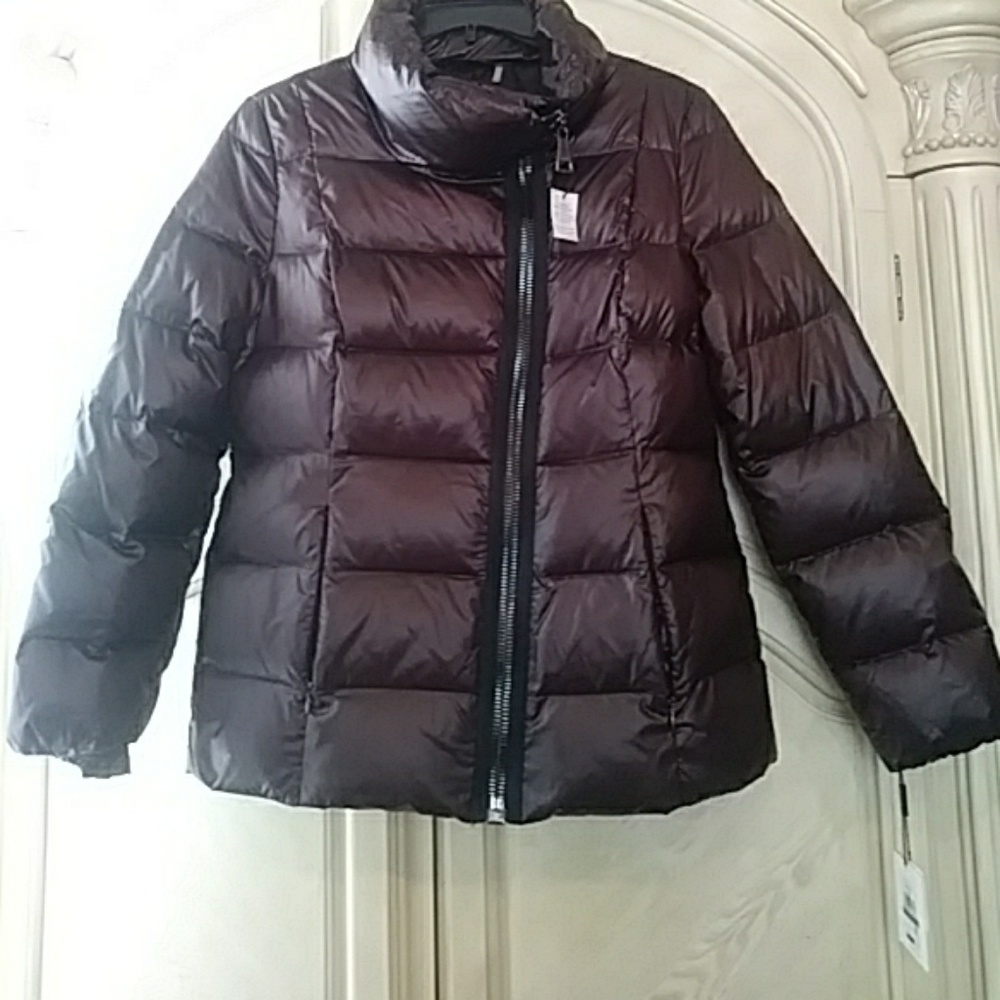 NEW - Calvin Klein Puffer Jacket (wine color)